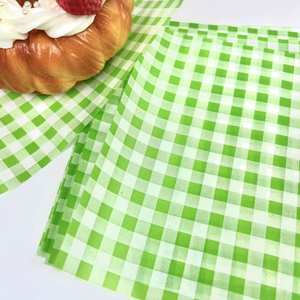 Papier d'emballage alimentaire écologique personnalisé avec logo, résistant à la graisse et à l'humidité, à carreaux, pour pizza, chips, frites - Product Image 3