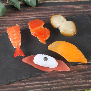 แม่เหล็กติดตู้เย็นรูปอาหารจำลอง PVC ซูชิปลาแซลมอนญี่ปุ่น แม่เหล็กติดตู้เย็นอาหารญี่ปุ่นจำลอง โมเดลซูชิขนาดใหญ่ - Product Image 3