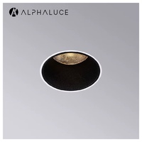 Spot encastré carré moderne sans cadre en aluminium, 15W, CRI 90, dimmable et orientable, pour éclairage de galerie.