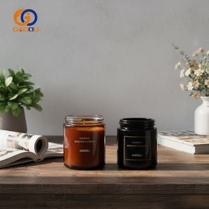 Vela Aromática de Alta Gama en Frasco de Vidrio Color Té, Hecha a Mano con Botella de Vidrio de Lujo Accesible - Product Image 1