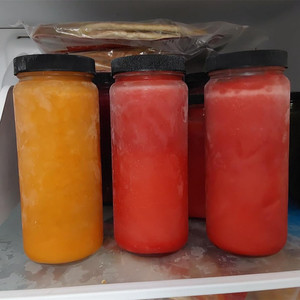 Botellas de Vidrio Pequeñas para Jugo con Tapas Negras para Líquidos, Botellas de Vidrio Mini de 60 ml y 250 ml para Muestras, Frascos de Vidrio Reutilizables a Prueba de Fugas - Product Image 6