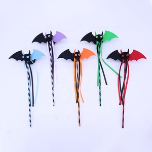 Suministros para Fiesta de Halloween 2026, Diadema de Murciélago con Brillantina Colorida y Varita de Hada, Juego de 2 Piezas, Juguetes para Niños, Diwali, Graduación - Product Image 1