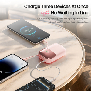Mini <span class=keywords><strong>batterie</strong></span> <span class=keywords><strong>de</strong></span> <span class=keywords><strong>secours</strong></span> 10000mAh avec câble rétractable intégré, corps léger, <span class=keywords><strong>chargeur</strong></span> portable pour activités <span class=keywords><strong>de</strong></span> plein air - Product Image 3