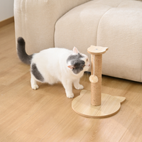 Tour de griffoir compact pour chat en gros 28x28x34cm - Colonne à griffer en sisal avec boule en peluche, base en MDF robuste, mobilier pour animaux de compagnie OEM