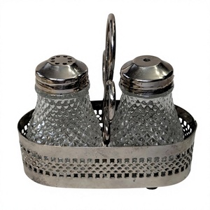 Juego de Salero y Pimentero Decorativo de Primera Calidad, Recipientes Metálicos para Condimentos, Accesorios de Lujo para Mesa de Comedor - Product Image 1