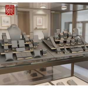 Expositor de Joyería Minimalista con Logotipo Personalizado, Expositor de Joyería de Terciopelo para Tienda de Joyería Moderna - Product Image 1