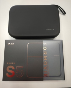 [Aptoide TV] <span class=keywords><strong>Mini</strong></span> projecteur portable Formovie <span class=keywords><strong>S5</strong></span> 1100 ANSI Lumens Home cinéma 1080P 4K prise en charge du projecteur laser <span class=keywords><strong>Android</strong></span> intelligent - Product Image 3