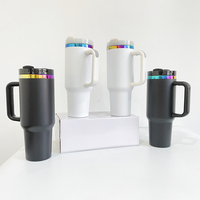 Gobelet isotherme laser 40 oz avec poignée, couvercle à paille, revêtement poudré arc-en-ciel sous le gobelet, gobelet plaqué miroir arc-en-ciel 40 oz