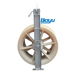 40Kn <strong>Three</strong> <strong>Wheel</strong> Conductor <strong>Pulley</strong> Nylon Stringing <strong>Pulley</strong> <strong>Block</strong> 660Mm Diameter - Product Image 2