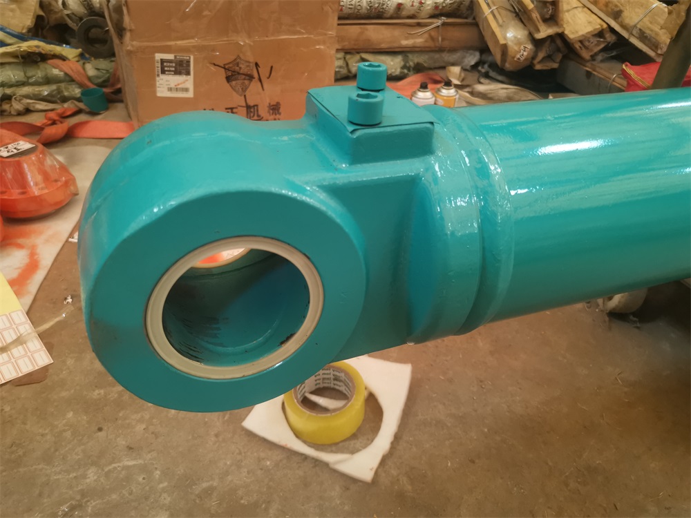 Kobelco Excavator Sk135sr Offset Boom Bucket Cylinder