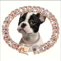 Chaîne pour chien personnalisée de 13 mm de large, maillons cubains, en alliage doré de luxe, ornée de diamants, accessoires de mode durables pour animaux de compagnie