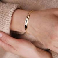 Bracelet classique minimaliste personnalisé en acier inoxydable plaqué or, avec gravure DIY de logo, nom ou texte, barre horizontale vierge