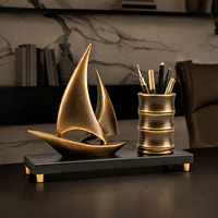 Porte-stylo en résine moderne en forme de voilier, symbole de navigation en douceur, ornement de bureau, décoration de maison