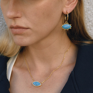 Collier œil porte-bonheur en turquoise avec chaîne dorée et serti clos, bijou pour femme, cadeau - Product Image 3