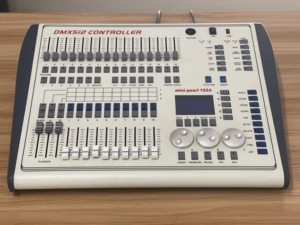Professionale <span class=keywords><strong>Mini</strong></span> perla 1024B canale DMX <span class=keywords><strong>Controller</strong></span> manuale della fase di luce Console per la fase di spettacolo DJ - Product Image 2
