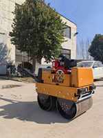Fabricant chinois, vente chaude, mini-compacteur à chenilles de 0,5 tonne, Euro 5, machine d'usine, moteur diesel, rouleau à asphalte