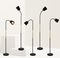 Lampadaire à tête réglable, supports debout, lampe d'angle simple et moderne pour chambre à coucher et bureau