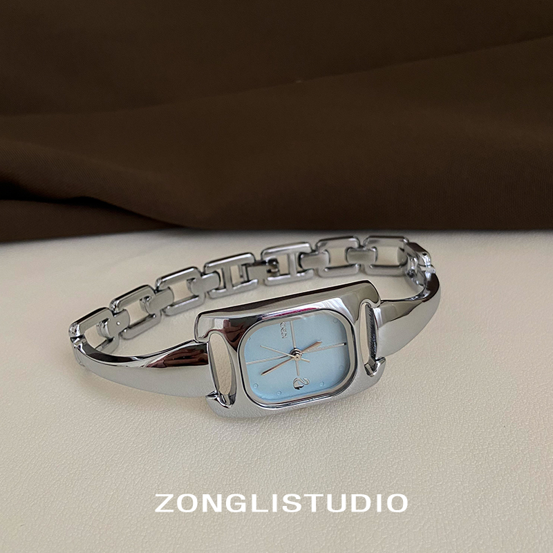 Silver blue