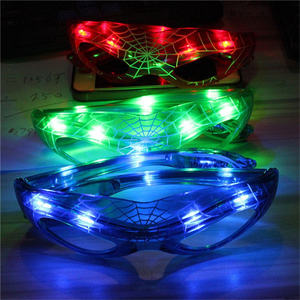 Lunettes de <span class=keywords><strong>Spiderman</strong></span> à LED bon marché pour Halloween Lunettes lumineuses de décoration de fête Lunettes de soleil illuminées pour déguisement d'Halloween - Product Image 4