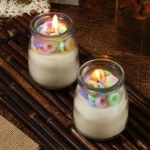 Bougies parfumées en cire de soja, beignet fait main, en forme d'art alimentaire, de nouveauté romantique, de luxe, fournisseur d'usine OEM à bas <span class=keywords><strong>prix</strong></span> - Product Image 2