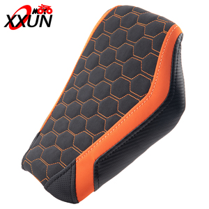 Coussin de siège avant en cuir pour moto XXUN, housse de siège passager pour <span class=keywords><strong>KTM</strong></span> 1290 SUPER DUKE/R 2020-2024 2020 2021 2022 2023 2024 - Product Image 1