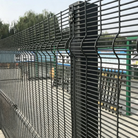 Clôture de sécurité anti-escalade 358 en gros de Chine, grillage galvanisé à chaud pour la protection périmétrique des aéroports et des prisons