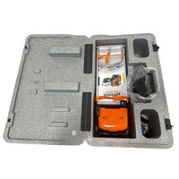 Huina 1598 Camión Volquete de Metal de Aleación con Control Remoto 1:14, Plataforma Elevadora Realista, Vehículo de Ingeniería RC, Estuche Portátil, Juguete de Colección