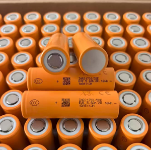 Baterai Isi Ulang High Density EV E 58E 21700 dengan Resistansi Internal Rendah untuk Perangkat Penyimpanan Energi, Peralatan Listrik, dan E-Scooter - Product Image 1