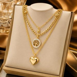 Collar Personalizado de Alta Calidad, Estilo Lujoso y Ligero, con Forma de Corazón y Mariposa, Imitación de Perla, Chapado en Oro de 18K, Acero Inoxidable, Moderno, Versátil e Impermeable - Product Image 4