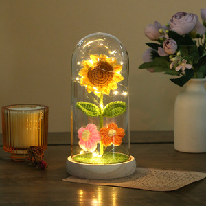 Fleurs artificielles au crochet, tournesols dans un dôme en verre avec LED, pour <span class=keywords><strong>la</strong></span> fête des mères <span class=keywords><strong>et</strong></span> <span class=keywords><strong>la</strong></span> Saint-Valentin, meilleur cadeau, décoration d'intérieur - Product Image 4