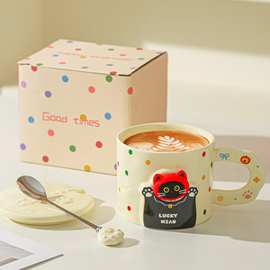 Tasse en céramique créative à pois colorés et simples poupées magnétiques de dessin animé mignon Couple tasses à café avec couvercles et cuillères - Product Image 4