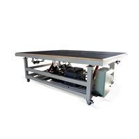 Facile à utiliser Max. Table de découpe et de brassage de verre manuelle à cadre métallique robuste, avec système de levage pneumatique, 2200*3200 mm, rotation à 360 degrés