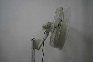 Ventilador de Pared Metálico de 24 Pulgadas, Color Negro/Plateado/Blanco, Caja de Control de Pared, OEM/ODM, Eficiente Energéticamente, 5* GAPIDF021 (KTW-2460) - Product Image 4