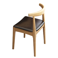 Chaise de salle à manger en bois de style nordique avec siège rembourré, structure en bois d'hévéa massif, dossier incurvé pour la maison, le restaurant, l'hôtel
