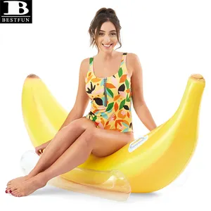 Verdikte Pvc Grote Opblaasbare Banaan Zwembad Ride-On Float Met Handvatten Duurzaam Vinyl Fruit Vormige Water Ruiter Drijvende Speelgoed