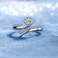 Bague de promesse en argent sterling S925 avec moissanite taille poire, bande torsadée ouverte, 1,0 CTW, pierres latérales pavées, pour femme