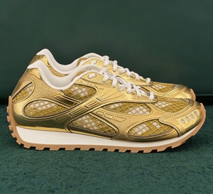 2026 Baskets Premium Unisexe à tige basse Gold Orbit pour Femme et Homme, à lacets, décontractées, pour la marche, couleur Or Métallisé, style Sport - Product Image 1