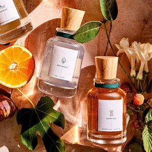 Việt Nam WeWood Nắp Chai Nước Hoa Bằng Gỗ Sơn Dầu Trang Trí Độc Đáo Cao Cấp 100Ml Và Bao Bì - Product Image 1