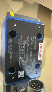 R901411433 Modelo 4WRPEH10C4B100L-3X/M/24A1 Direccional Proporcional Hidráulico - Product Image 1