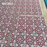 Carrelage de moquette en nylon classique à motifs géométriques et floraux avec support en PE Pro, résistant au feu, pour les sols d'hôtels et résidentiels