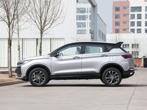 Geely Coolray <span class=keywords><strong>L</strong></span> 2025 1.5TD DCT Surpass Edition <span class=keywords><strong>Noir</strong></span>/Argent, fabrication chinoise, vente chaude - Product Image 4