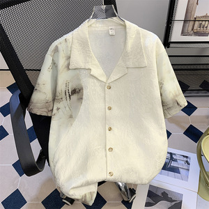 Support de personnalisation d'un article <span class=keywords><strong>Chemise</strong></span> d'été décontractée à manches courtes pour hommes <span class=keywords><strong>Chemise</strong></span> tendance Cool Print Splicing <span class=keywords><strong>Chemise</strong></span> de couple - Product Image 1