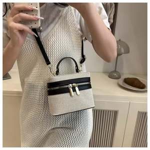 Bolsos de Mano de Cuero Genuino Mate para Mujer, Bolsos de Hombro Tipo Cubo, Diseño Vintage de Alta Gama, Venta al Por Mayor Personalizada, Novedad 2025 - Product Image 5