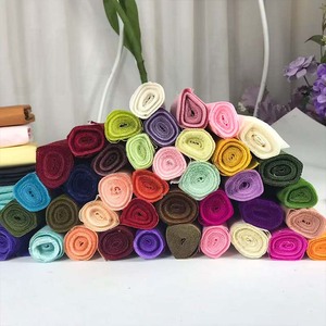 Papel Crepé de Colores al por Mayor, 250cm*50cm, Impresión por Grabado, Plisado y Enrollado, para Empaque de Flores, Manualidades y Creación de Flores - Product Image 1