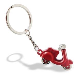 Llaveros Personalizados de Motocicleta <span class=keywords><strong>Italiana</strong></span>, Diseño de Dibujos Animados, Miniatura 3D de Aleación de Zinc, Estilo Femenino - Product Image 3