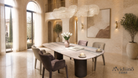 Table à manger en marbre portugais biologique avec base en bois et pilier en laiton antique |   Meubles de luxe sur mesure tout-en-un