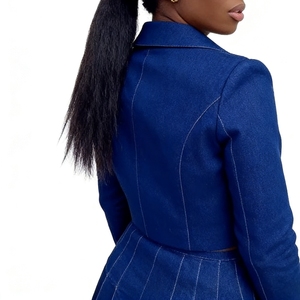 Conjunto de 2 Piezas de Moda Profesional para Mujer, Blusa con Cuello de Traje y Pantalones Anchos de Mezclilla - Product Image 5