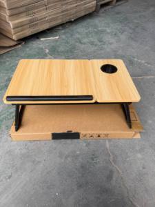 Table pliante portable pour ordinateur portable avec porte-gobelet, bande antidérapante et angle de table réglable - Product Image 3
