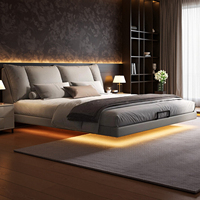Lit double moderne en cuir italien capitonné avec éclairage LED, cadre de lit flottant pour chambre principale de luxe