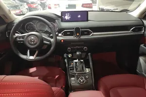 MAZDA <span class=keywords><strong>CX5</strong></span> <span class=keywords><strong>2024</strong></span> USADO, 2.0L, AUTOMÁTICO, 2WD, EDICIÓN COMFORT, 5 PUERTAS, 5 ASIENTOS, SUV DE GASOLINA, 155 CV, INHALACIÓN NATURAL, <span class=keywords><strong>CX5</strong></span> BLANCO CON DETALLES ROJOS - Product Image 3